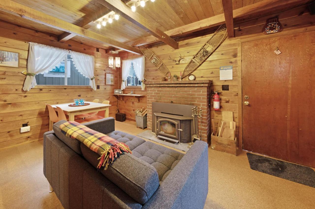 Cozy Cabin In Government Camp Exterior photo