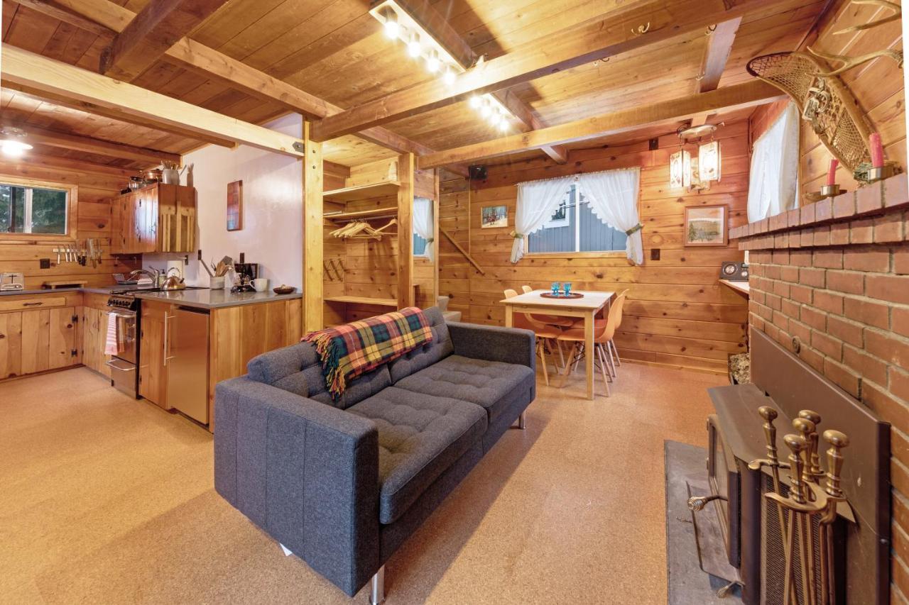 Cozy Cabin In Government Camp Exterior photo